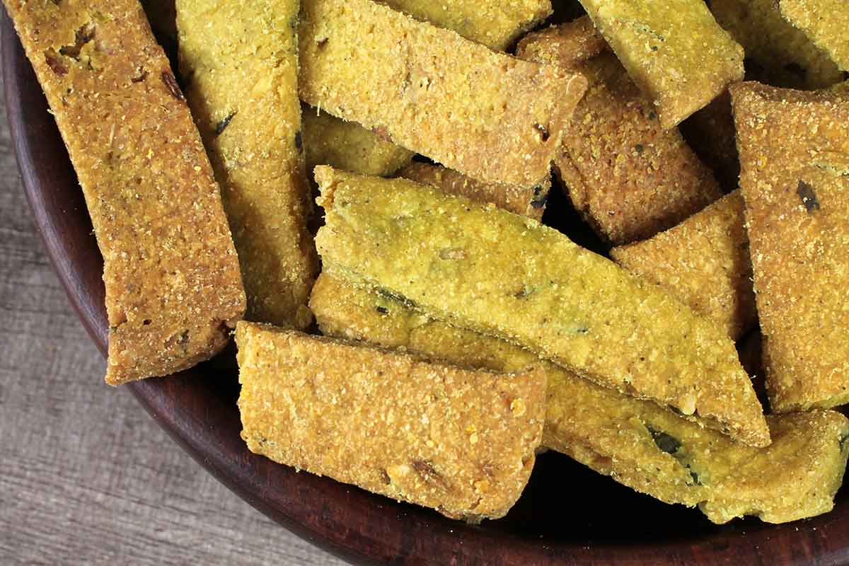 Roasted Bajra Methi Garlic Stick 200 Gm